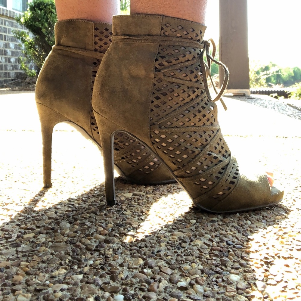 Olive heels